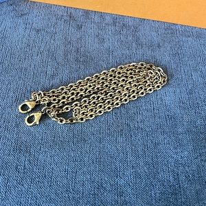 Felicie chain strap